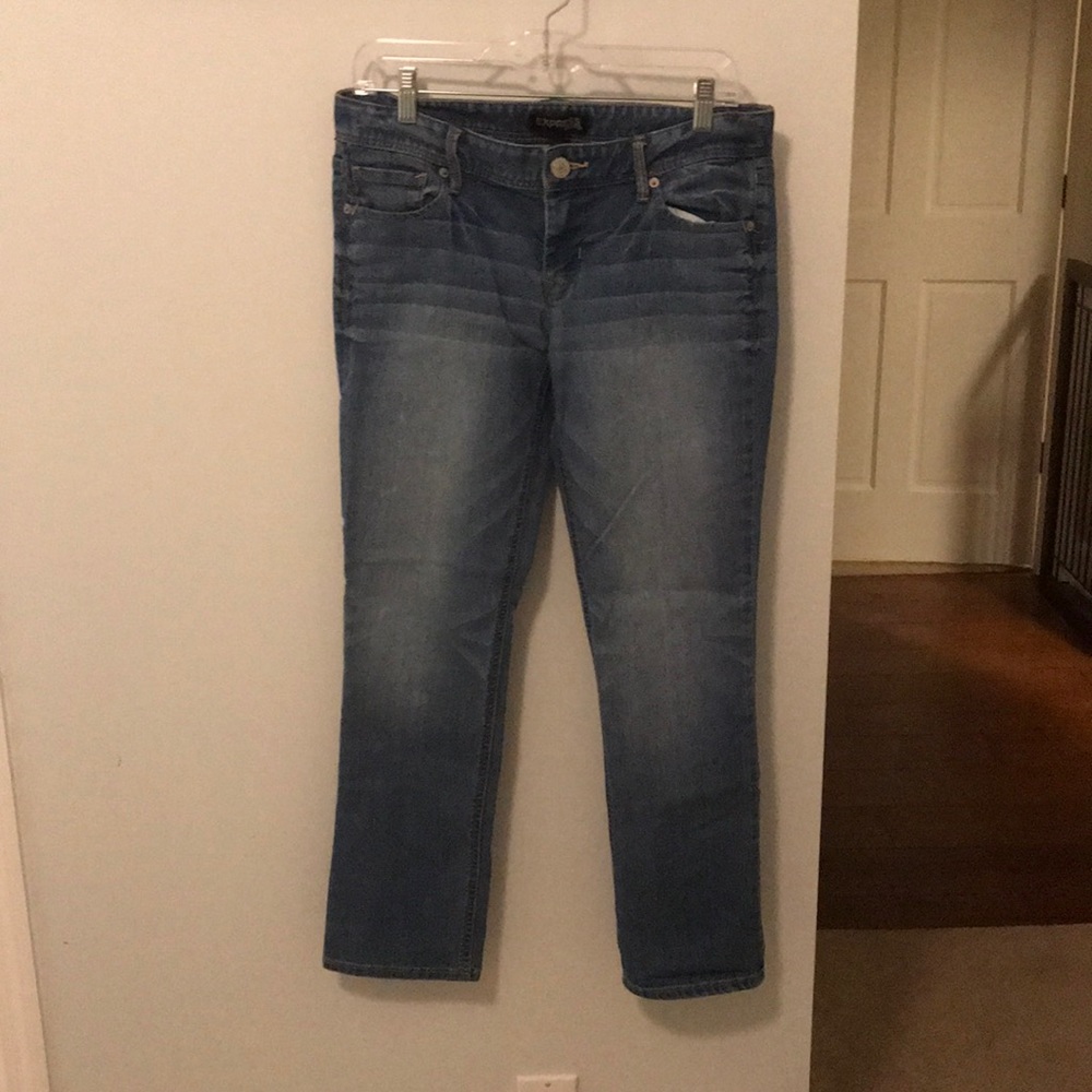 Light jean capris
